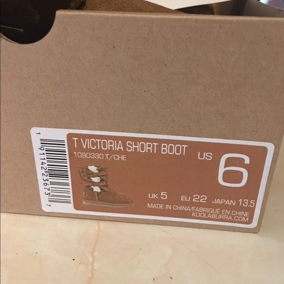 Toddler Ugg Boots - Picture 6 of 7